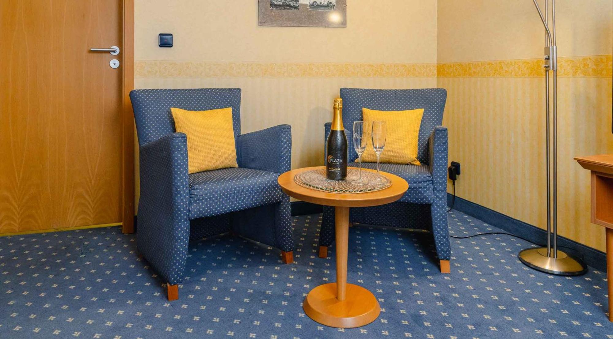 Plaza Inn Koeln Pulheim Exteriör bild